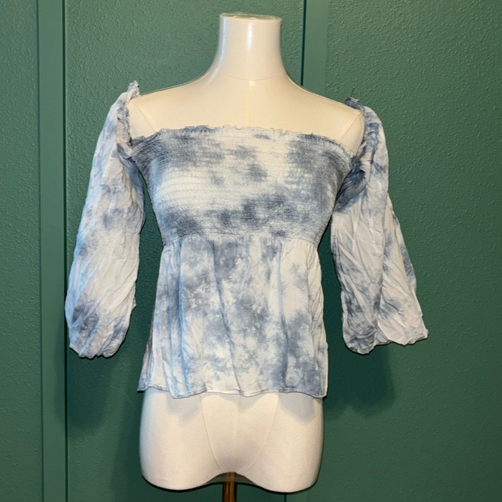 American Eagle outfitters off the should blue flowy women's top size small